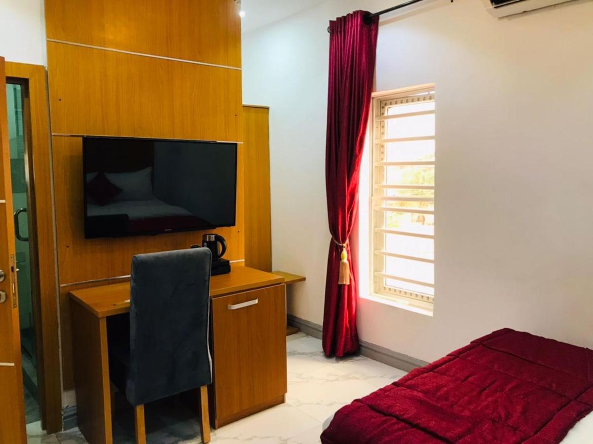 Dominance Events And Suites อิบาดัน ภายนอก รูปภาพ